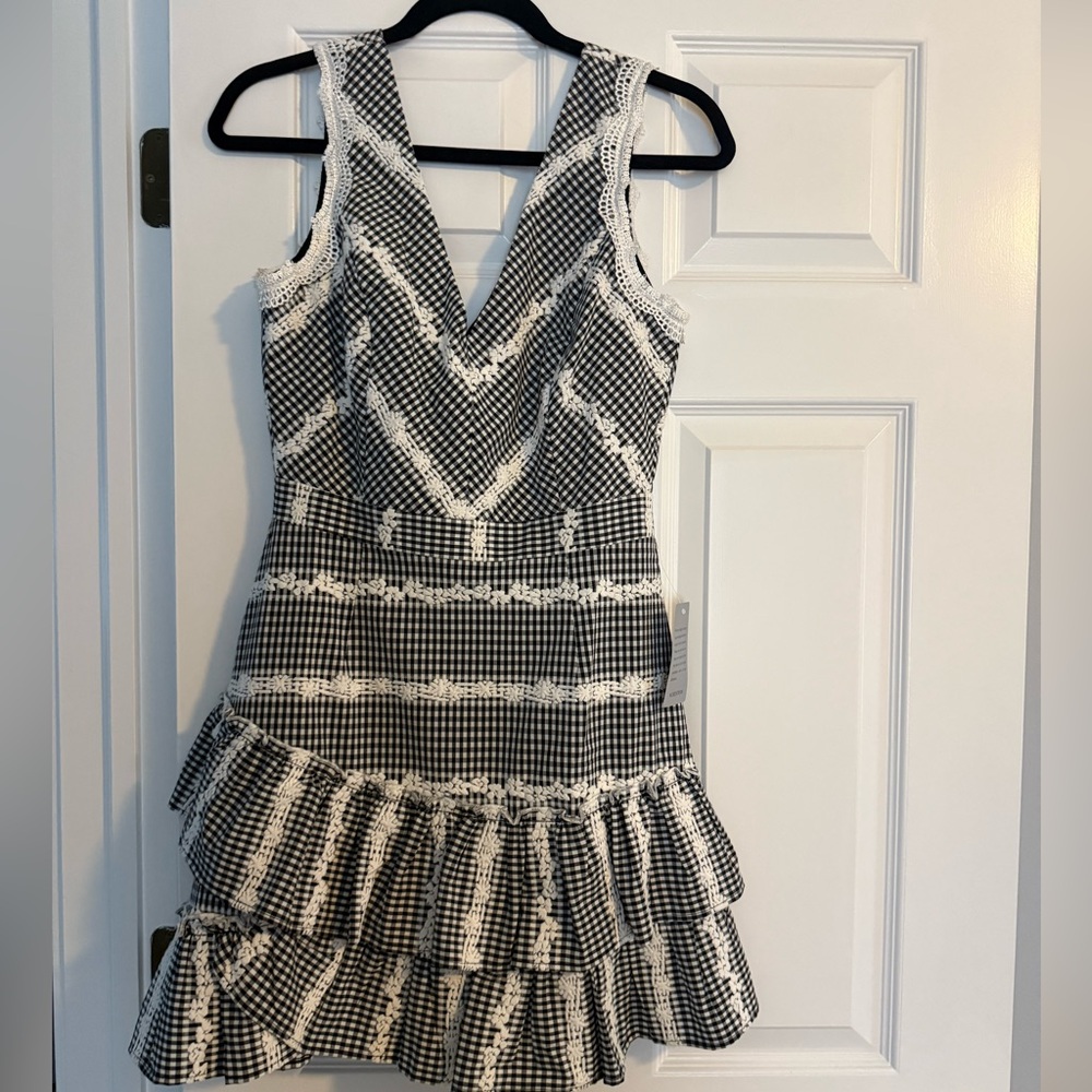 Adelyn Rae. Elegant Black and White Gingham Dress. Size Small. NWT